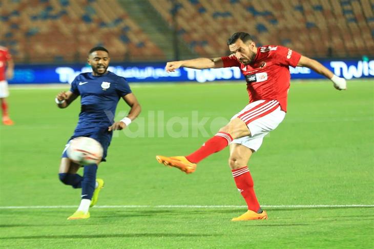 الأهلي إنبي علي معلول